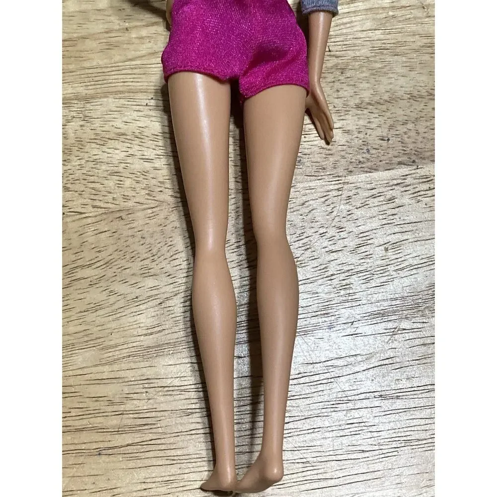 Gymnast Barbie Doll includes Orignal‎ clothes 2015